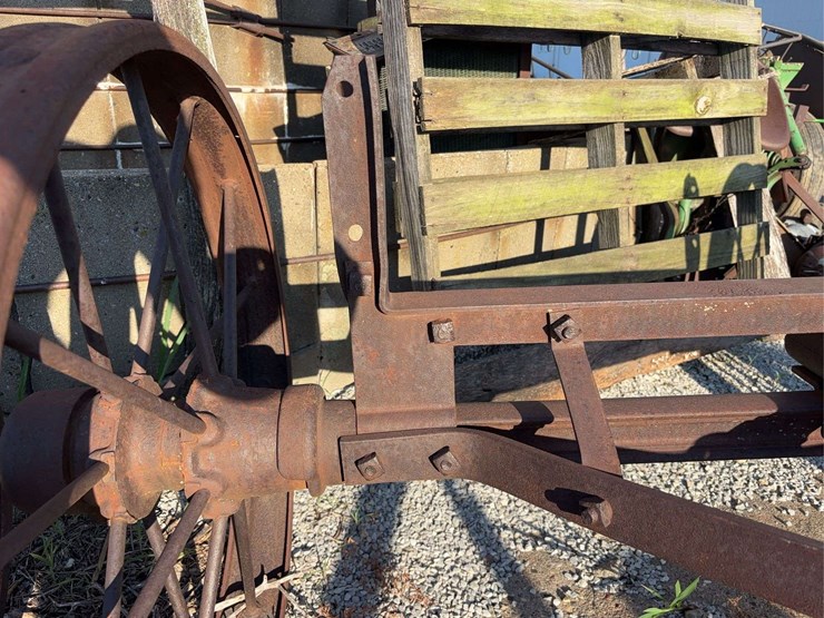 john-deere-running-gear-image-10