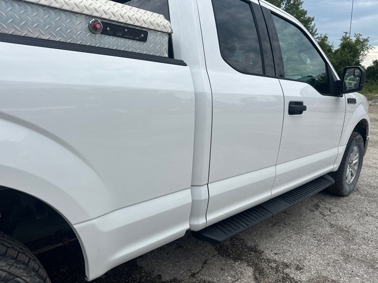 2015-ford-f150-xlt-image-19