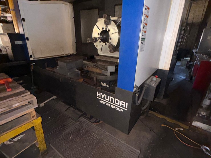 2018-hyundai-wia-kh63g-horizontal-cnc-milling-machine-image-14