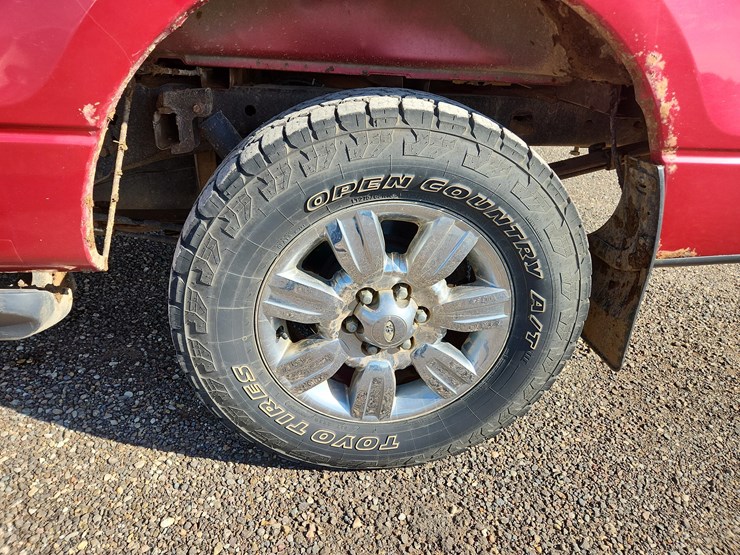 2010-ford-f150-xlt-image-16