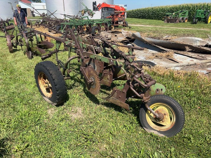 john-deere-14-image-7