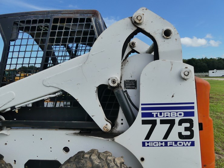 2000-bobcat-773-image-7
