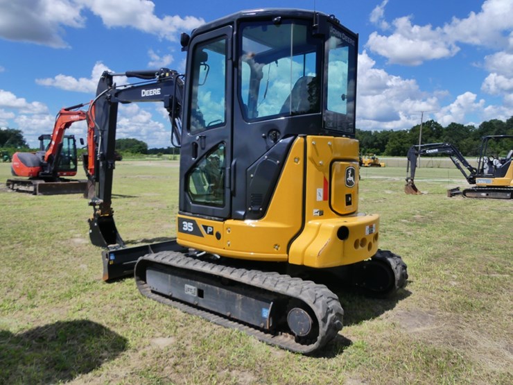 2023-deere-35p-image-4