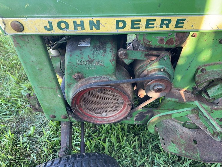 john-deere-110-image-5