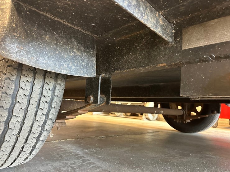 #2861-•-13'-utility-trailer-image-15