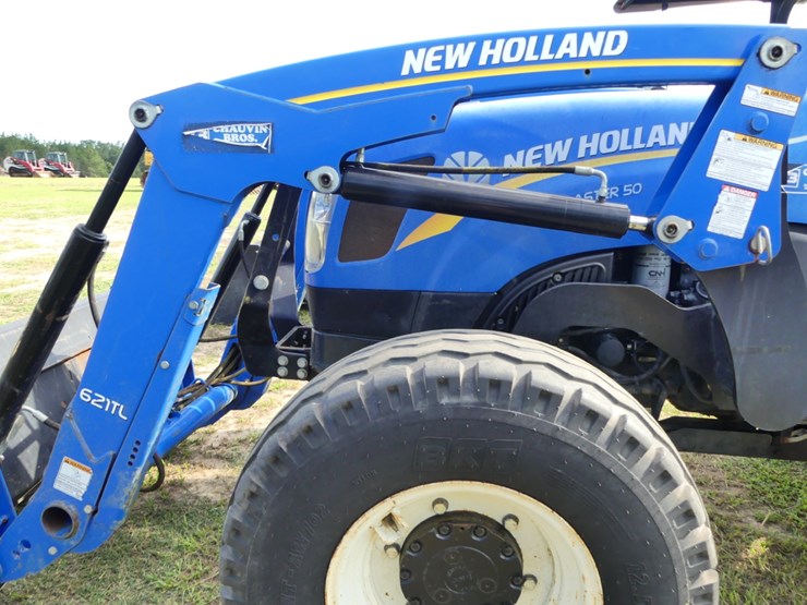 2019-new-holland-workmaster-50-image-9