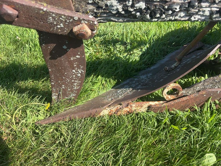 26”-one-bottom-horse-drawn-plow-image-14