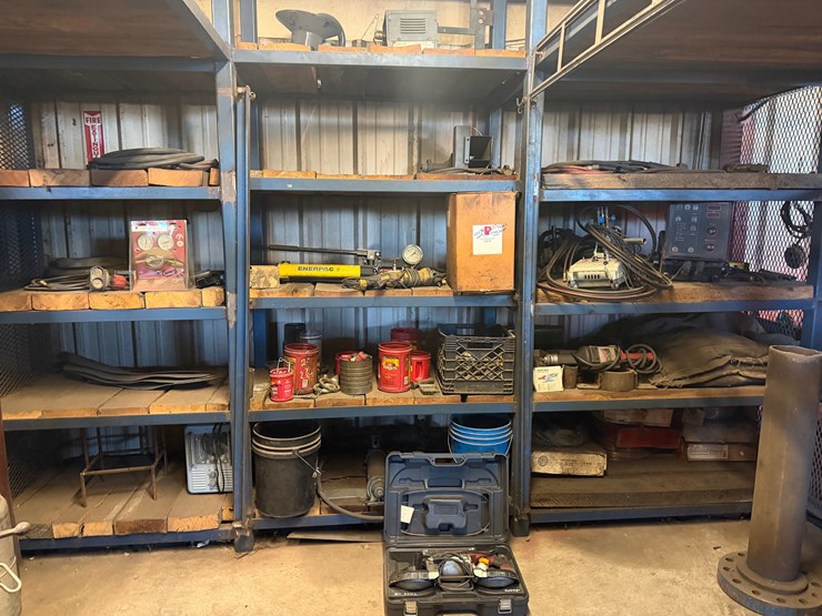 (13)-shelves-w/-welding-related-tools,-wire-&-power-tools-image-11