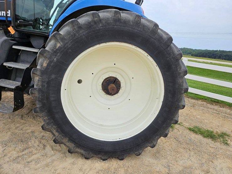 new-holland-tg285-image-54
