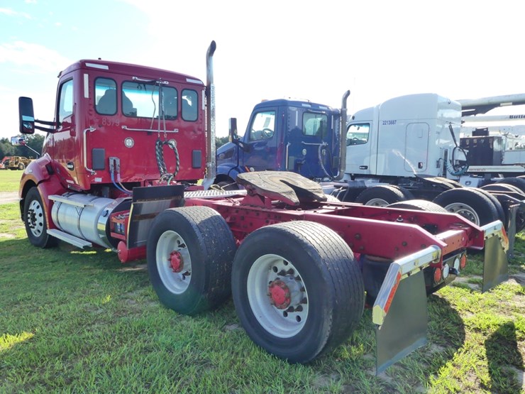 2018-kenworth-680-image-4