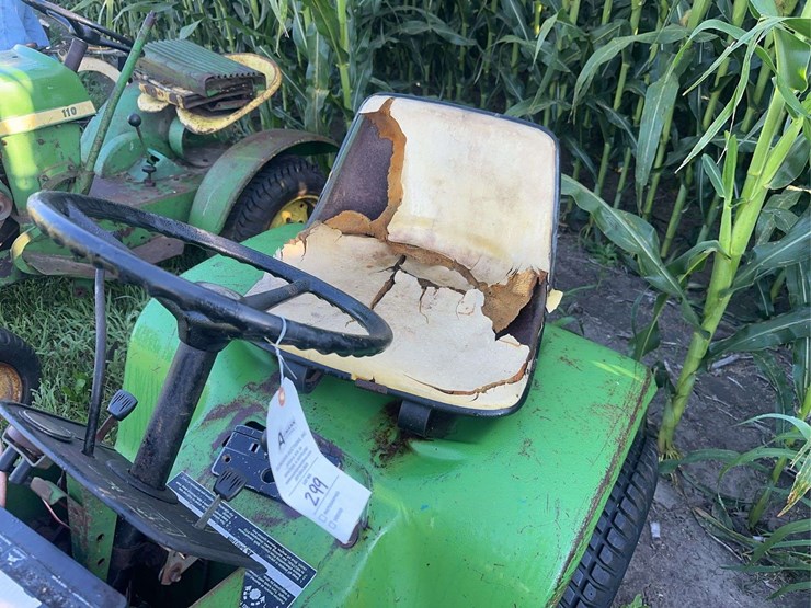 john-deere-110-image-7