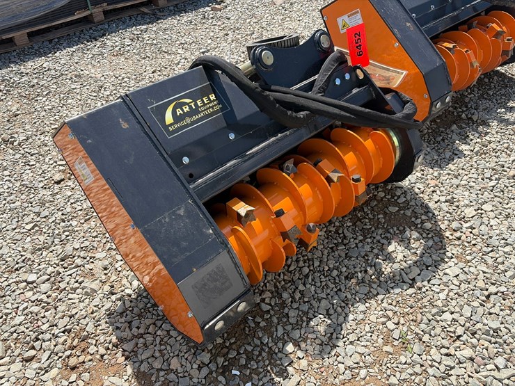 caterpillar-308-image-4