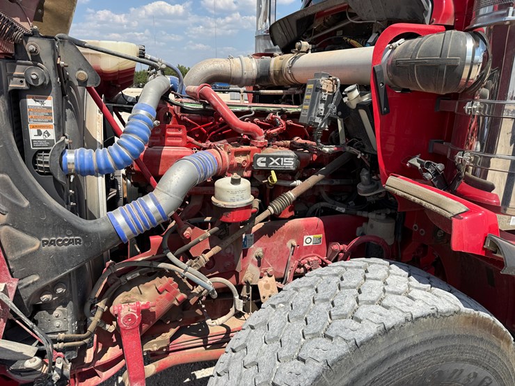 2019-kenworth-t800-image-27