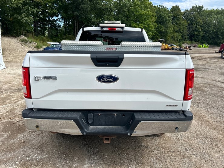 2015-ford-f150-xlt-image-5