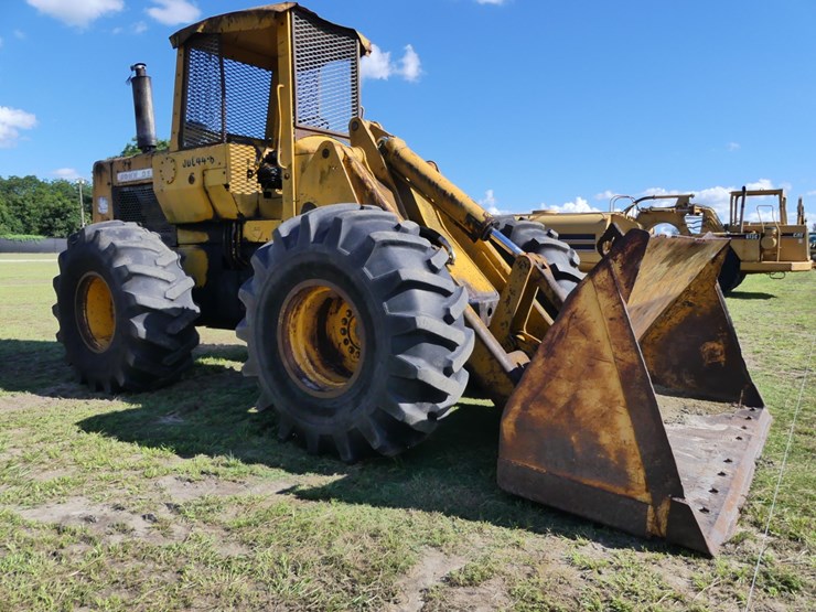 john-deere-644-image-2