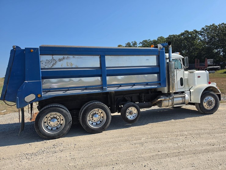 1985-peterbilt-359-image-8
