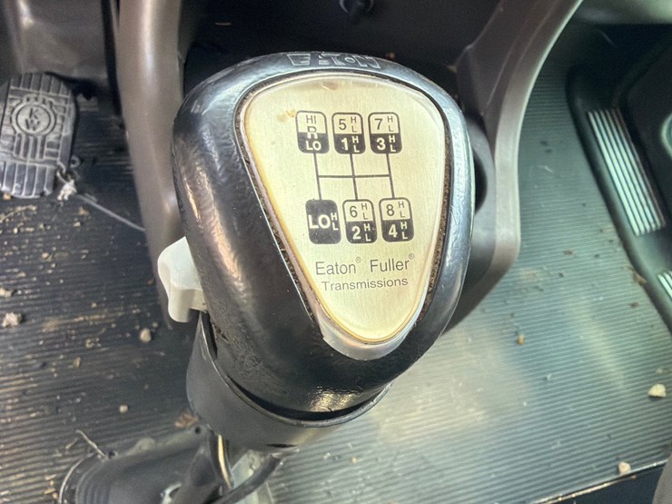 2007-kenworth-t800-image-18