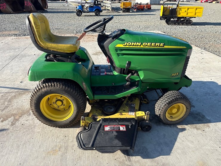 john-deere-345-image-6