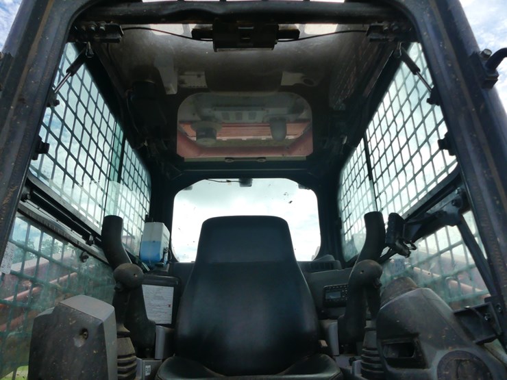 kubota-svl97-2-image-15