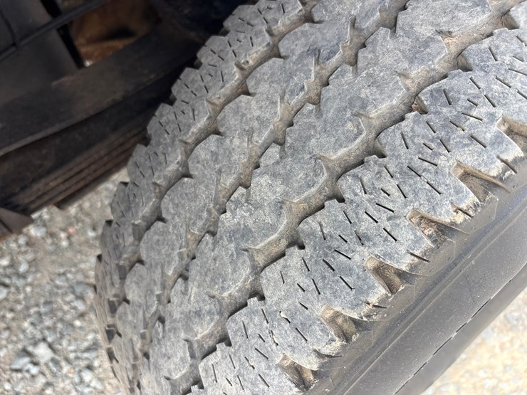 2004-ford-f350-image-62