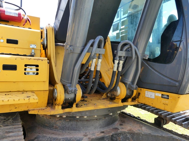 2023-deere-350p-image-12