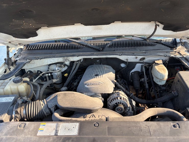 2005-chevrolet-silverado-2500hd-image-14