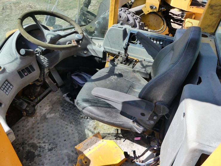 volvo-l90e-image-11