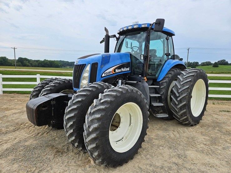 new-holland-tg285-image-1