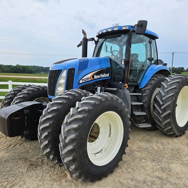 NEW HOLLAND TG285