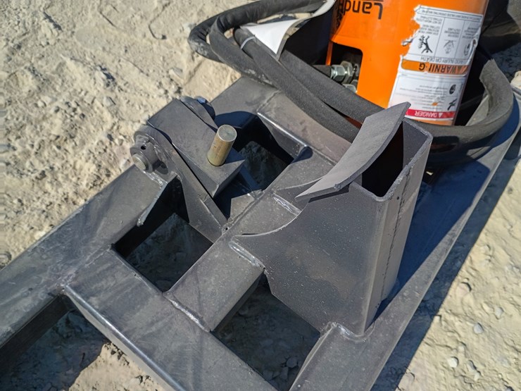 #l85-005-•-landhonor-auger-and-bits-skid-steer-attachment-image-10
