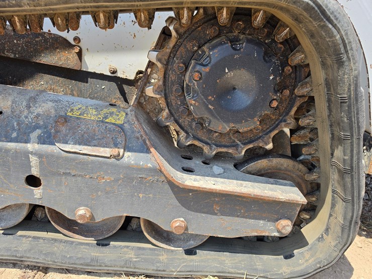 2018-bobcat-t595-image-49