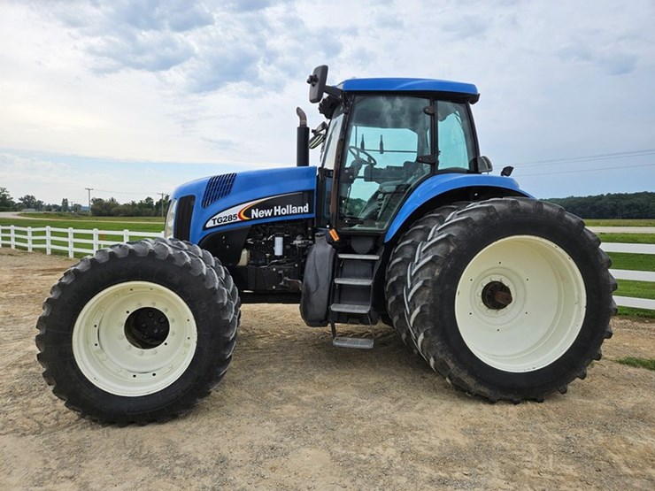 new-holland-tg285-image-2