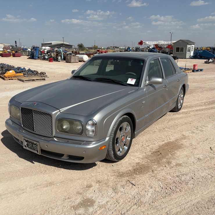2000 BENTLEY ARNAGE RED LABLE SEDAN