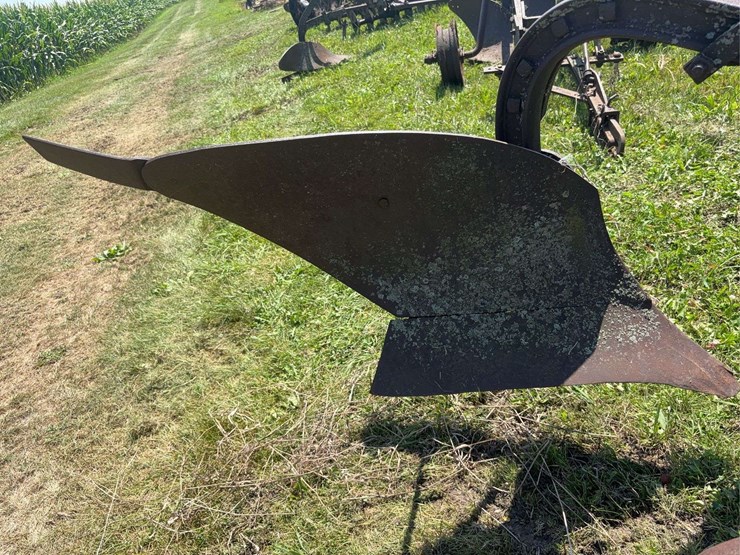 john-deere-18-image-9