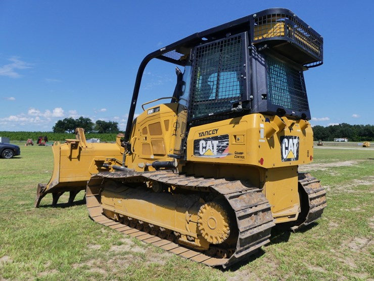 caterpillar-d5k2-lgp-image-4