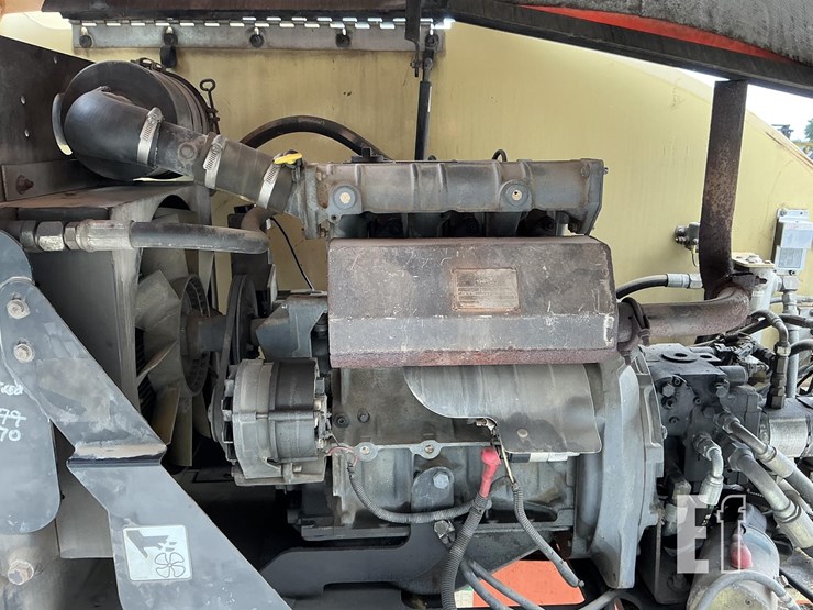 2002-jlg-460sj-image-13