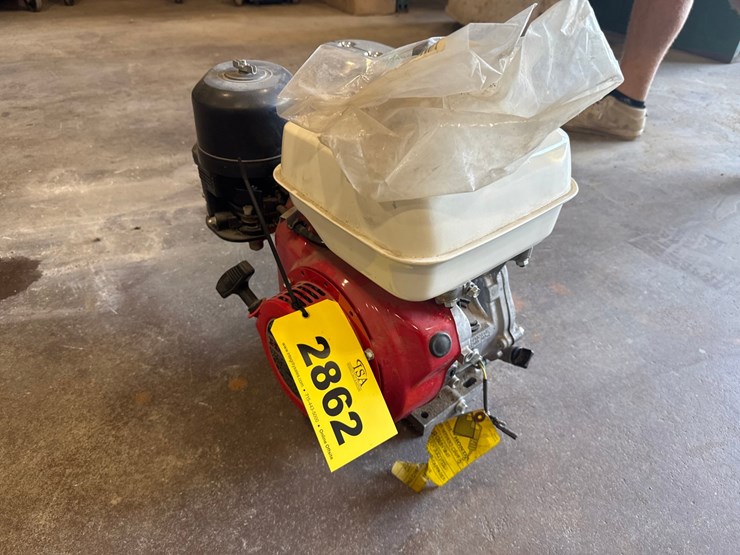 #2862-•-honda-gx240-8-hp-gas-engine-image-3