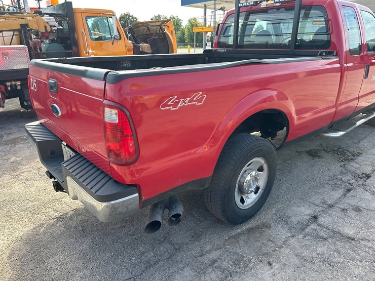2009-ford-f250-image-16