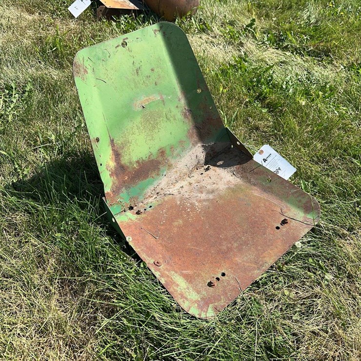 John Deere Seat Pan