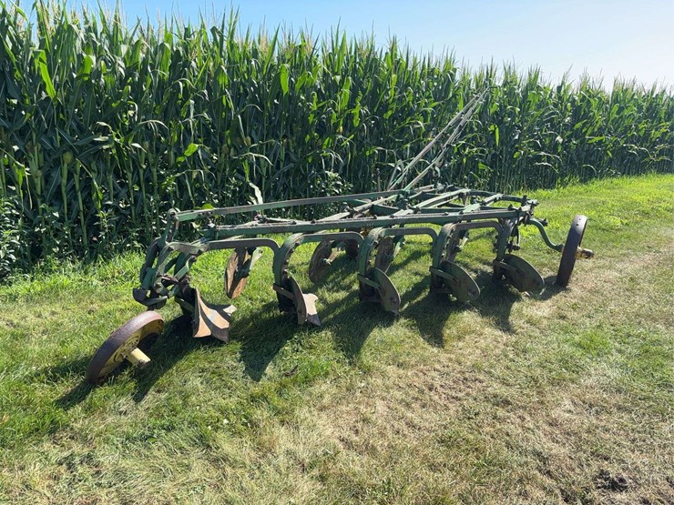 john-deere-14-image-3