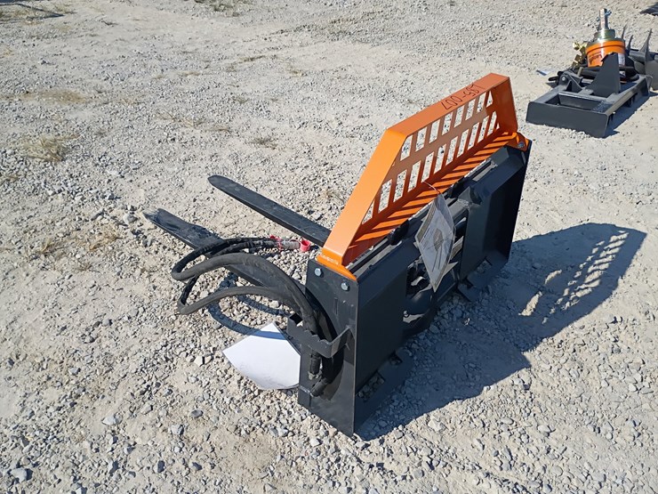 #l85-007-•-landhonor-hydraulic-pallet-fork-skid-steer-attachment-image-4
