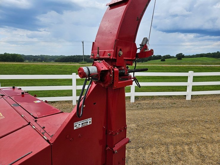 new-holland-900-image-35