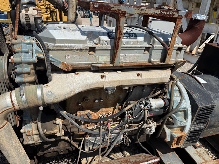 detroit-series-60-w/-generator,-skidded-image-4