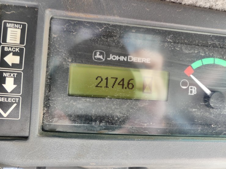 2017-deere-317g-image-19