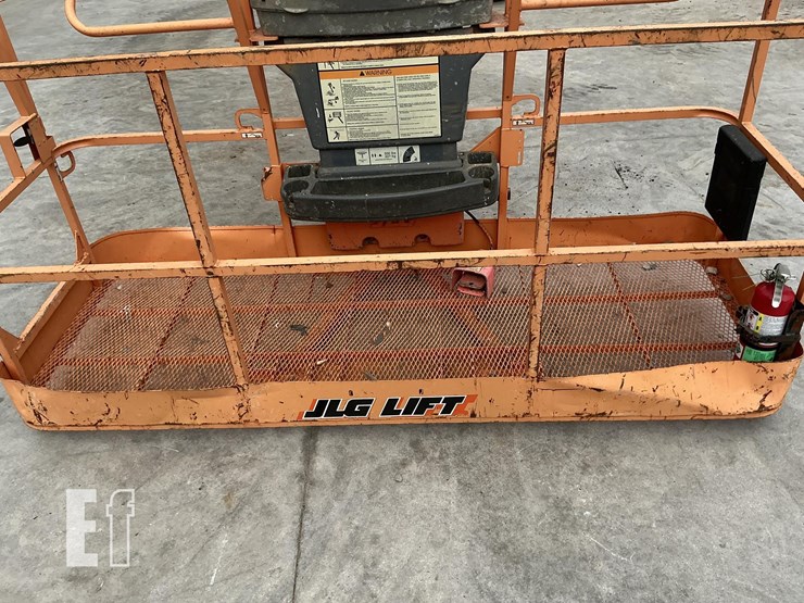2002-jlg-460sj-image-9