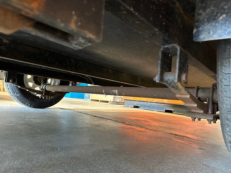#2861-•-13'-utility-trailer-image-12