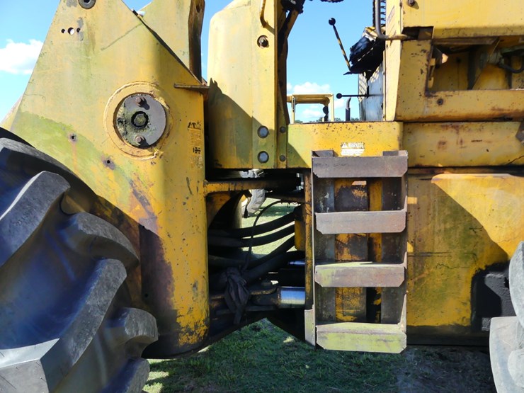 john-deere-644-image-7