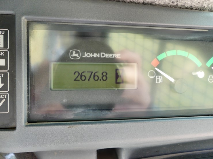 2021-deere-333g-image-18