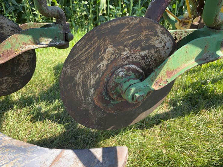 john-deere-14-image-38