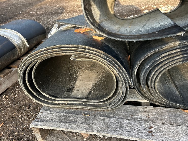 #2738-•-(3)-rolls-of-rubber-belting-image-4